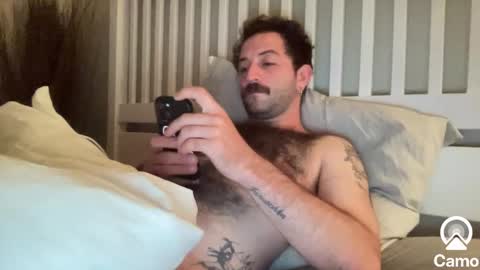 boyfriend_shrapnel online show from 09.10.25