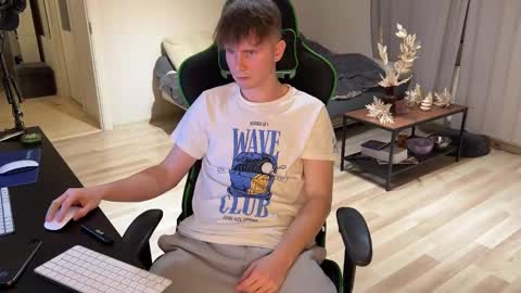 Eddie online show from 12.15.24