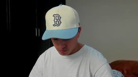 Snapshot of boylatin_777 chatting on 07.16.26 miguel online show from 07.16.26