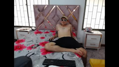 boypp117 online show from 04.29.26