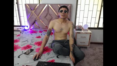boypp117 online show from 04.30.26