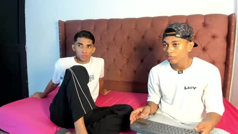 Snapshot of boys_hotparty chatting on 10.04.25 ALEX - TAYLER -MIKE online show from 10.04.25