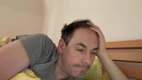 Snapshot of boyslut8 chatting on 03.06.25 boytoyhh online show from 03.06.25