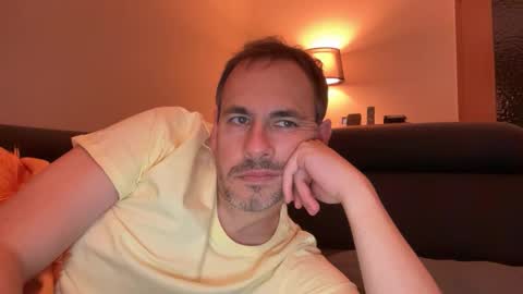 Snapshot of boyslut8 chatting on 11.18.25 boytoyhh online show from 11.18.25