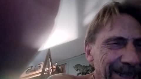 Snapshot of boytowhip chatting on 09.28.25 boytowhip online show from 09.28.25