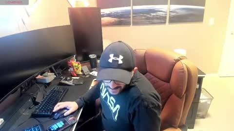 Snapshot of boytoyfrindles chatting on 02.11.26 boytoyfrindles online show from 02.11.26