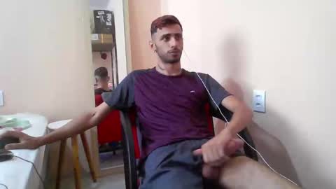 Snapshot of boyzinm2 chatting on 01.23.25 boyzinm2 online show from 01.23.25