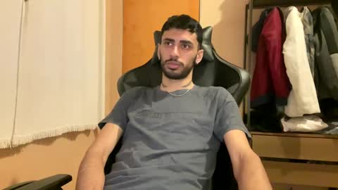 Snapshot of boyzinm2 chatting on 09.19.25 boyzinm2 online show from 09.19.25