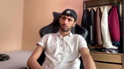 Snapshot of boyzinm2 chatting on 10.26.25 boyzinm2 online show from 10.26.25