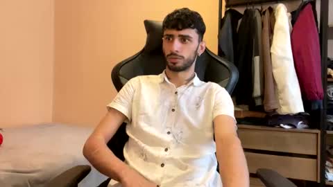 Snapshot of boyzinm2 chatting on 11.28.25 boyzinm2 online show from 11.28.25