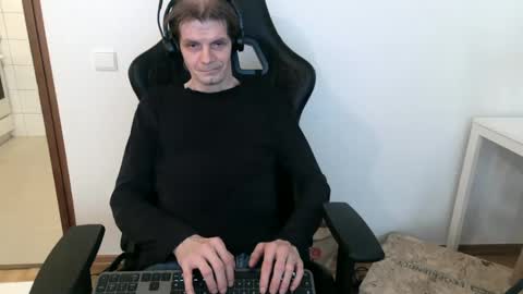 Snapshot of bponie1 chatting on 03.11.25 bponie1 online show from 03.11.25