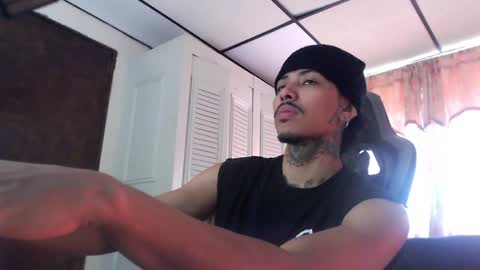 Snapshot of bra_c chatting on 04.05.26 bra_c online show from 04.05.26