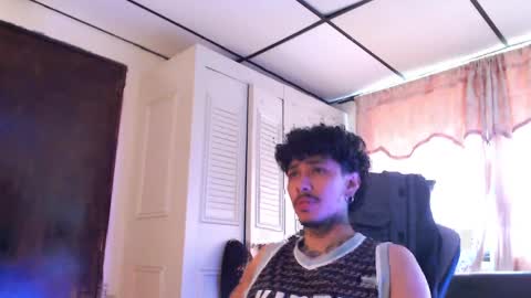 Snapshot of bra_c chatting on 04.08.26 bra_c online show from 04.08.26