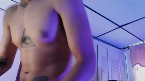 Snapshot of bra_c chatting on 04.11.26 bra_c online show from 04.11.26