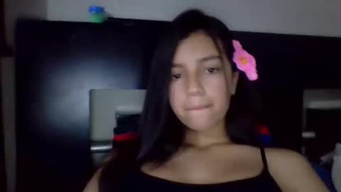 brad_and_emma293215 online show from 09.12.25