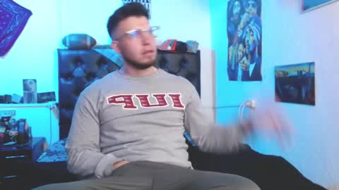 brad hot boy online show from 11.04.25