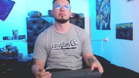 brad hot boy online show from 03.25.26