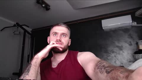 Snapshot of brad_pittfall chatting on 09.27.25 ask me online show from 09.27.25