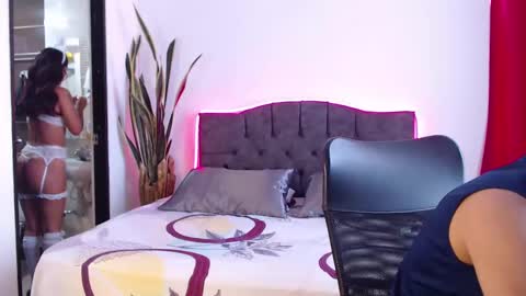 Your favorite couple and the best butt on Chatur online show from 09.19.25