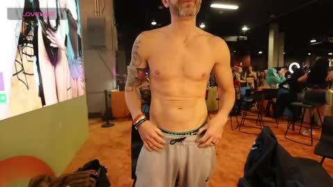 BradBronton online show from 04.12.26