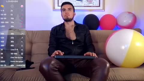 Snapshot of bradleycolton chatting on 12.18.24 Bradley Colton Independ Model online show from 12.18.24