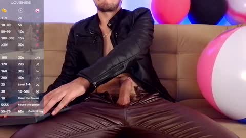 Snapshot of bradleycolton chatting on 12.23.24 Bradley Colton Independ Model online show from 12.23.24