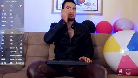 Snapshot of bradleycolton chatting on 12.29.24 Bradley Colton Independ Model online show from 12.29.24