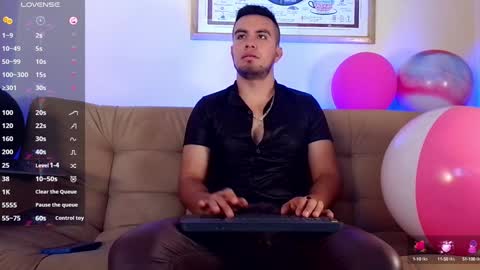 Snapshot of bradleycolton chatting on 01.27.25 Bradley Colton Independ Model online show from 01.27.25
