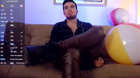 Snapshot of bradleycolton chatting on 02.18.25 Bradley Colton Independ Model online show from 02.18.25