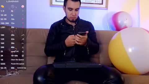Snapshot of bradleycolton chatting on 02.19.25 Bradley Colton Independ Model online show from 02.19.25