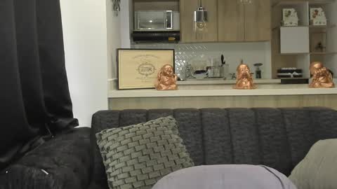 bradleymartin7 online show from 12.30.24