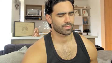 bradleymartin7 online show from 10.18.25