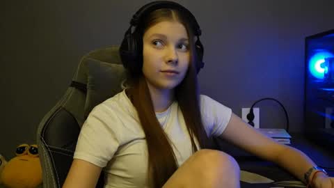 Snapshot of brandamatteson chatting on 12.02.25 Alice online show from 12.02.25