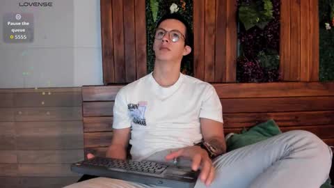 Snapshot of brandon_starkk chatting on 02.11.26 brandon_starkk online show from 02.11.26