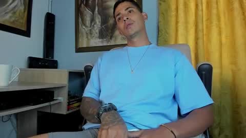 Snapshot of brandonlavitt chatting on 12.24.24 Brandon Lavitt online show from 12.24.24