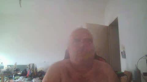 Snapshot of brandtscheit626440 chatting on 10.20.25 brandtscheit626440 online show from 10.20.25