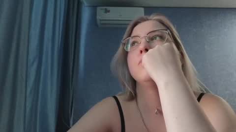 Belle  online show from 03.15.26