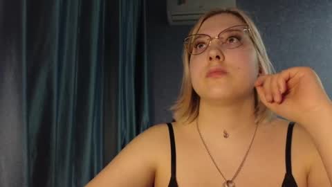 Belle  online show from 03.29.26