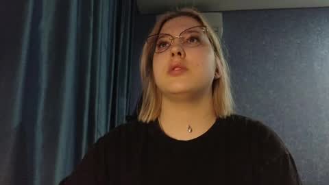 Belle  online show from 04.06.26