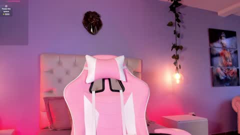 Snapshot of brann_tadzio chatting on 01.09.25 online show from 01.09.25