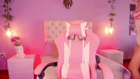 Snapshot of brann_tadzio chatting on 01.15.25 online show from 01.15.25