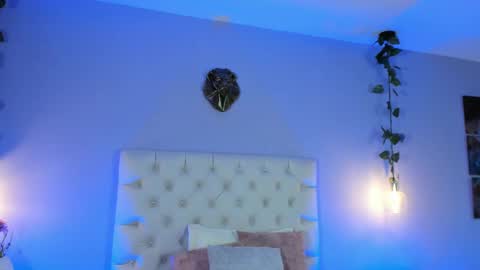 Snapshot of brann_tadzio chatting on 02.12.25 online show from 02.12.25