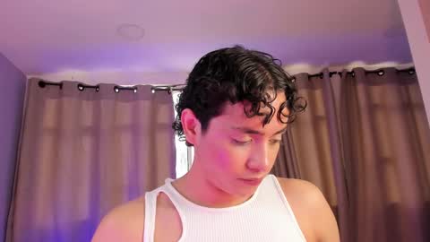 Snapshot of brann_tadzio chatting on 03.03.25 online show from 03.03.25