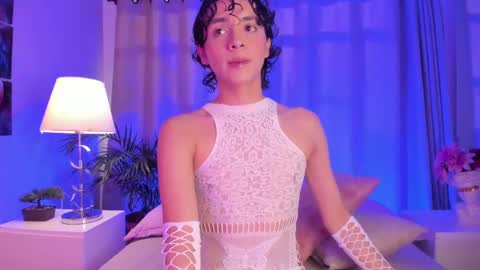 Snapshot of brann_tadzio chatting on 09.13.25 online show from 09.13.25