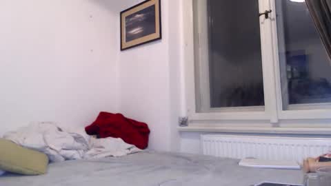 bratzdoll1994 online show from 12.15.25