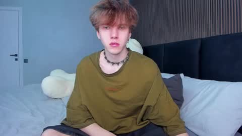 Snapshot of braxiboy chatting on 02.22.25 Brax online show from 02.22.25