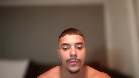 brazilinboy21 online show from 10.11.25