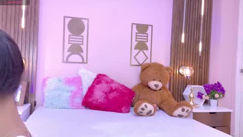 Snapshot of bree_watson chatting on 02.13.26 Bree online show from 02.13.26