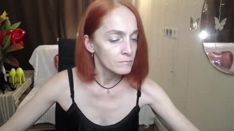 Snapshot of breeterner chatting on 02.10.25 breeterner online show from 02.10.25
