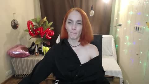 Snapshot of breeterner chatting on 02.19.25 breeterner online show from 02.19.25
